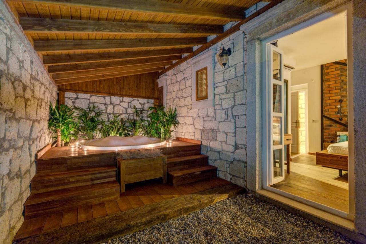 Bel Canto Alacati Hotel (Adults Only) ภายนอก รูปภาพ