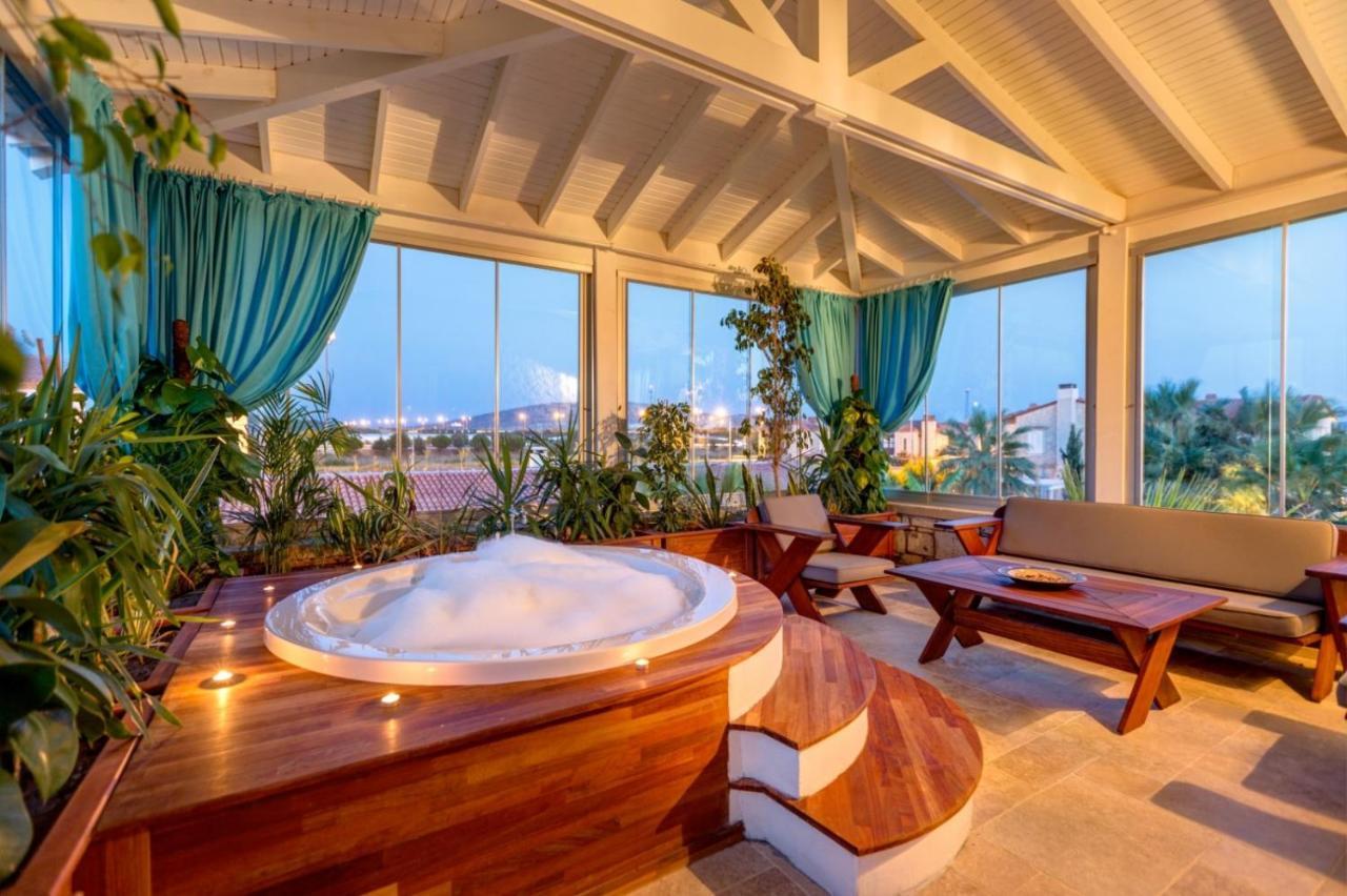 Bel Canto Alacati Hotel (Adults Only) ภายนอก รูปภาพ